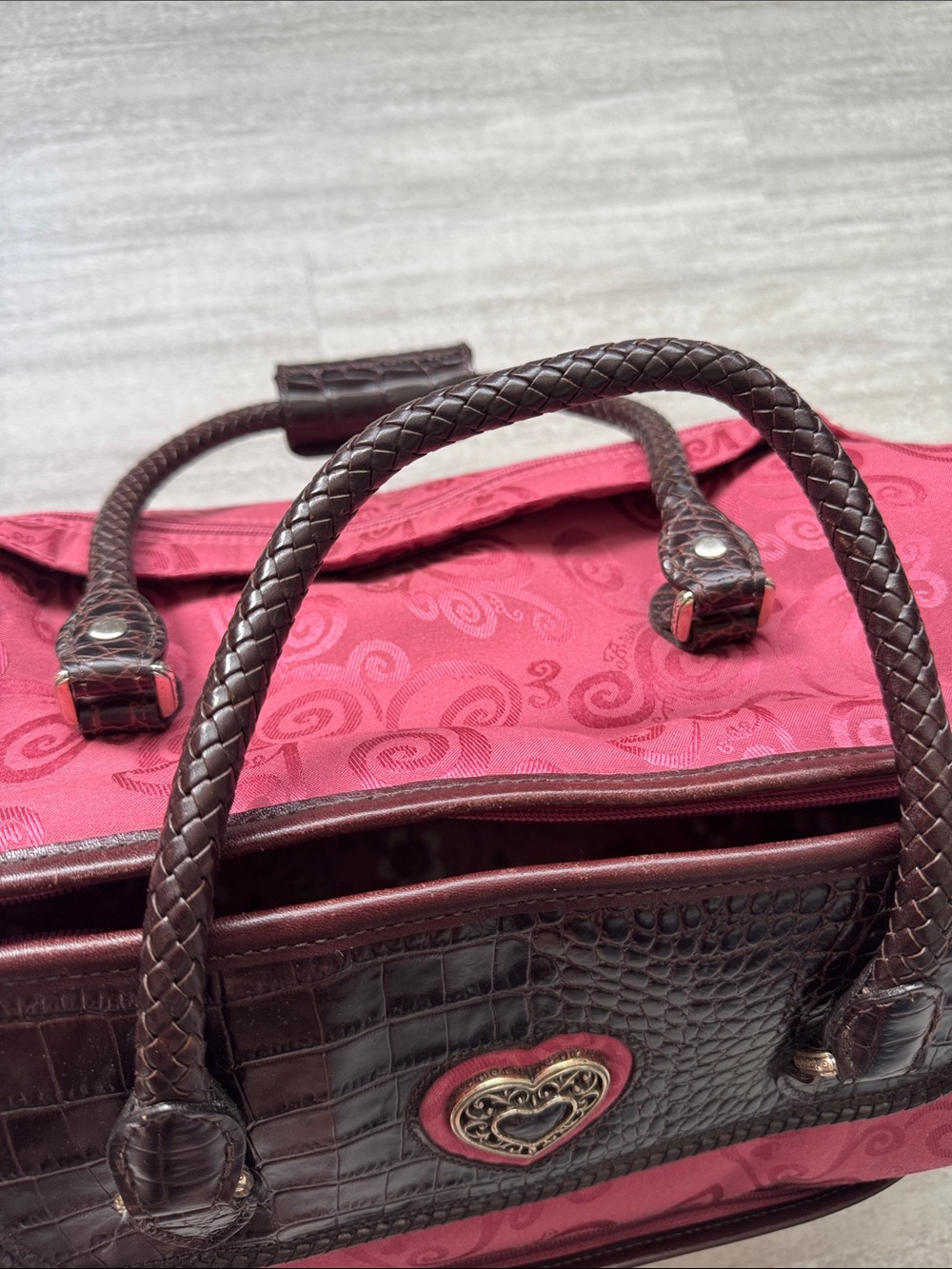 Brighton Pink/ Chocolate Heart Large Beauty Case / Travel Bag đź’Ľ - Picture 9 of 9